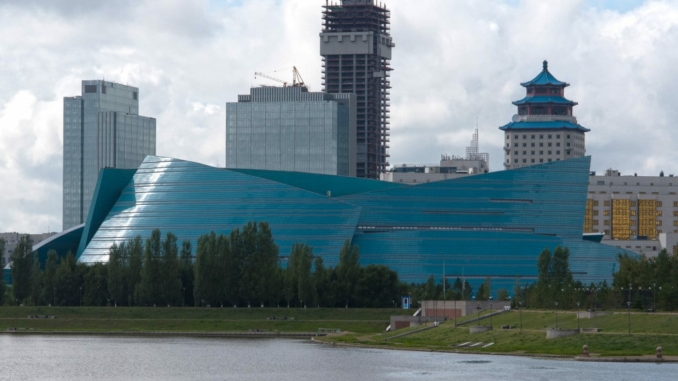 Oper Astana