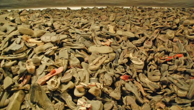 Zurückgelassene Schuhe Auschwitz