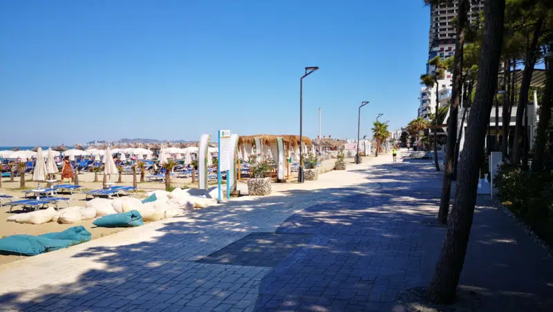 Strandpromenade in Golem