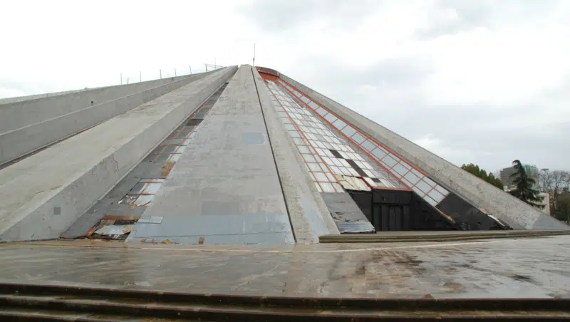 Pyramide von Tirana
