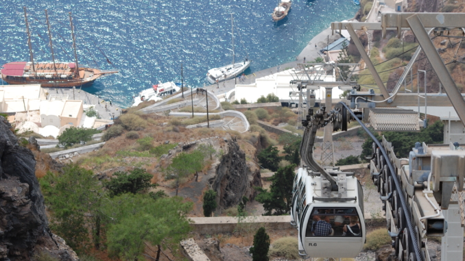 Seilbahn in Fira