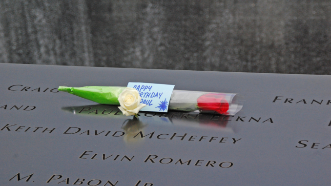 Blumen am Ground Zero