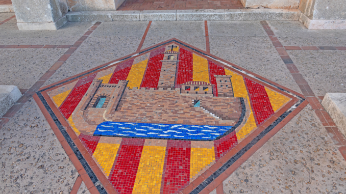 Schiffsmosaik in Ciutadella auf Menorca